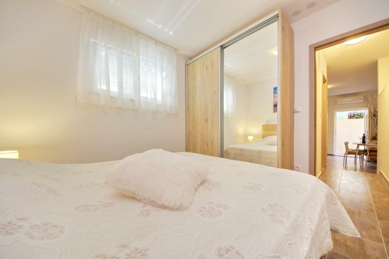 Gabi 3 Apartman Zára Kültér fotó